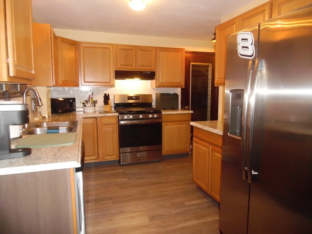304 Old Warren Road Swansea, MA 02777 - Photo 3 of 12 Gallery Image 3
