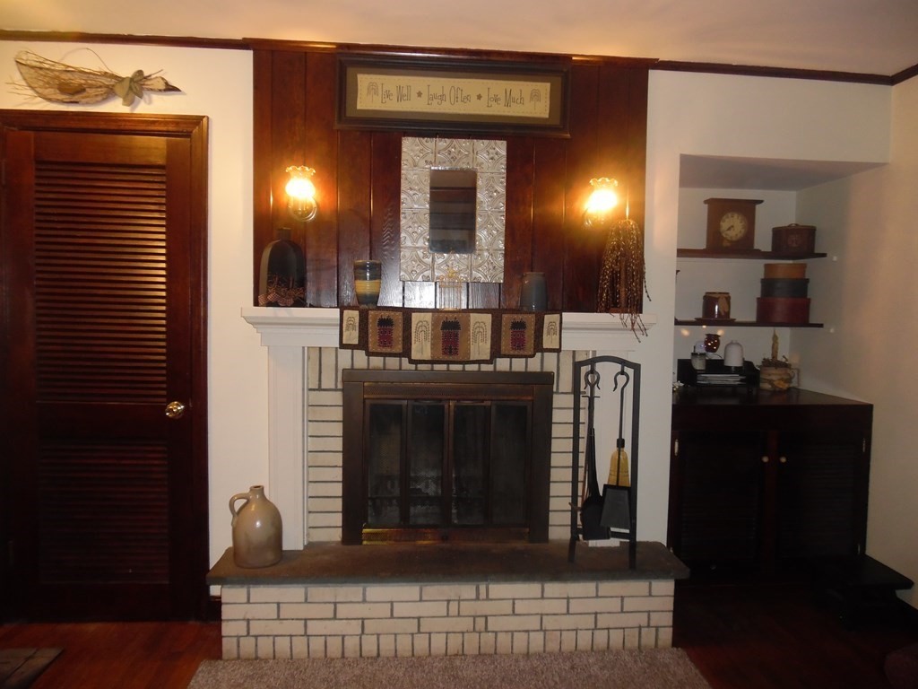 304 Old Warren Road Swansea, MA 02777 - Photo 5 of 12 Gallery Image 5
