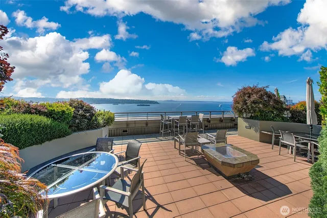 a outdoor view with a sitting space