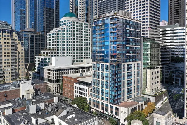 $525,000 | 1000 1st Avenue, Unit 1903, Seattle, WA 98104