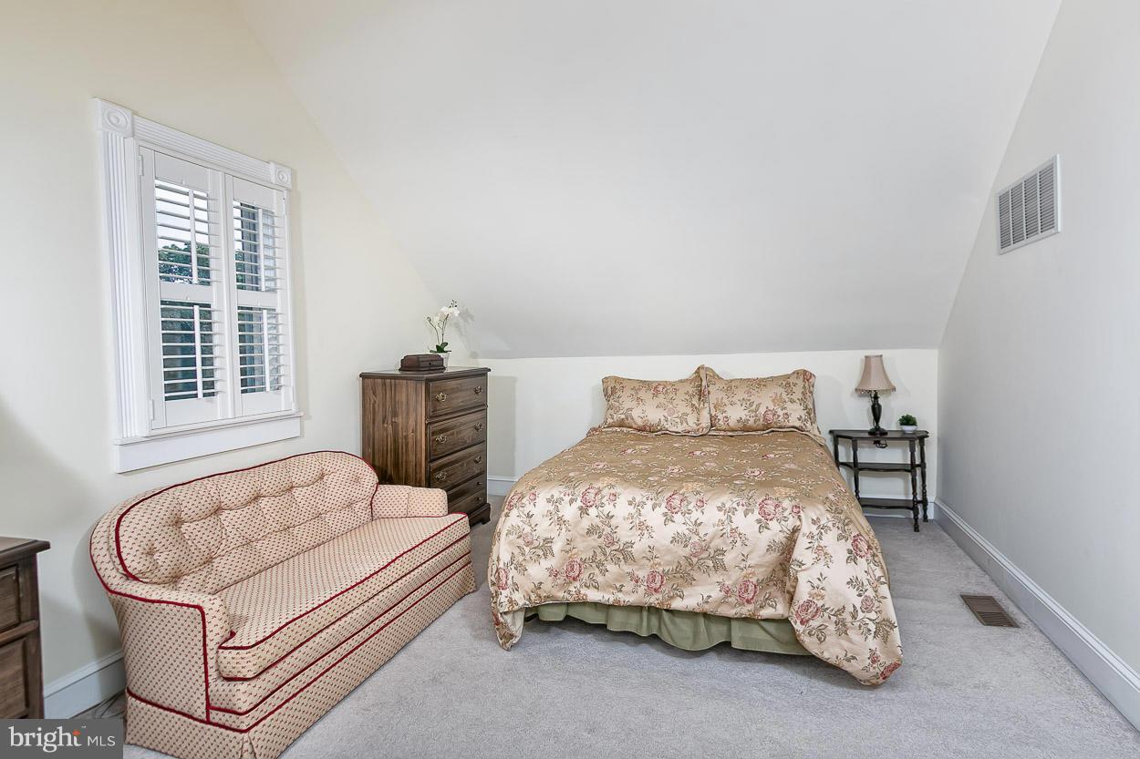 4805 Morello Road Baltimore, MD 21214 - Photo 17 of 25 Bedroom (Master)