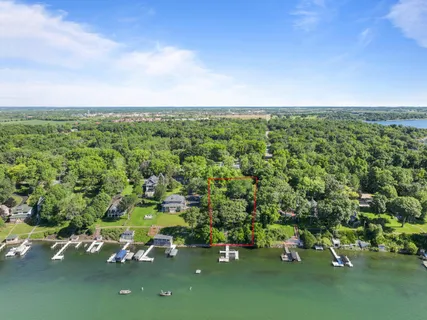 $2,250,000 | 2304 North Shore Drive, Delavan, WI 53115