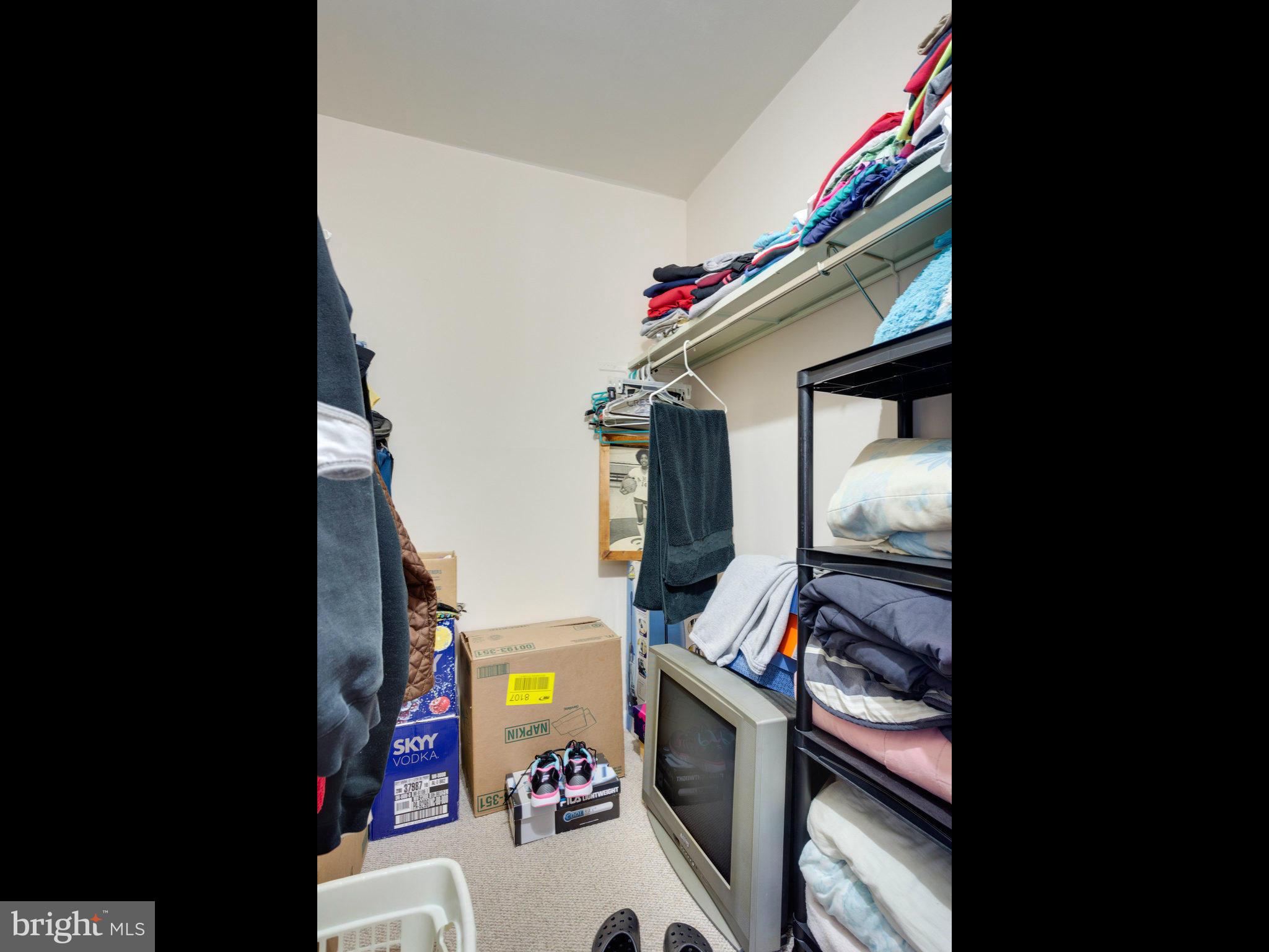 6280 Edsall Road, Unit 404 Alexandria, VA 22312 - Photo 12 of 14 Bedroom (Master)