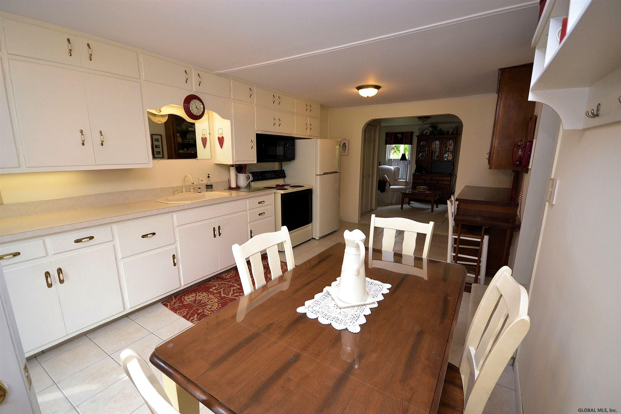 789 Bay Road Queensbury, NY 12804 - Photo 5 of 22 Photo 5