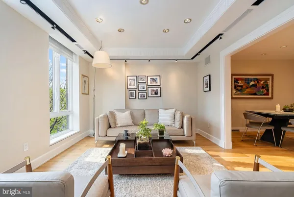 $2,295,000 | 254 South 3rd Street, Philadelphia, PA 19106