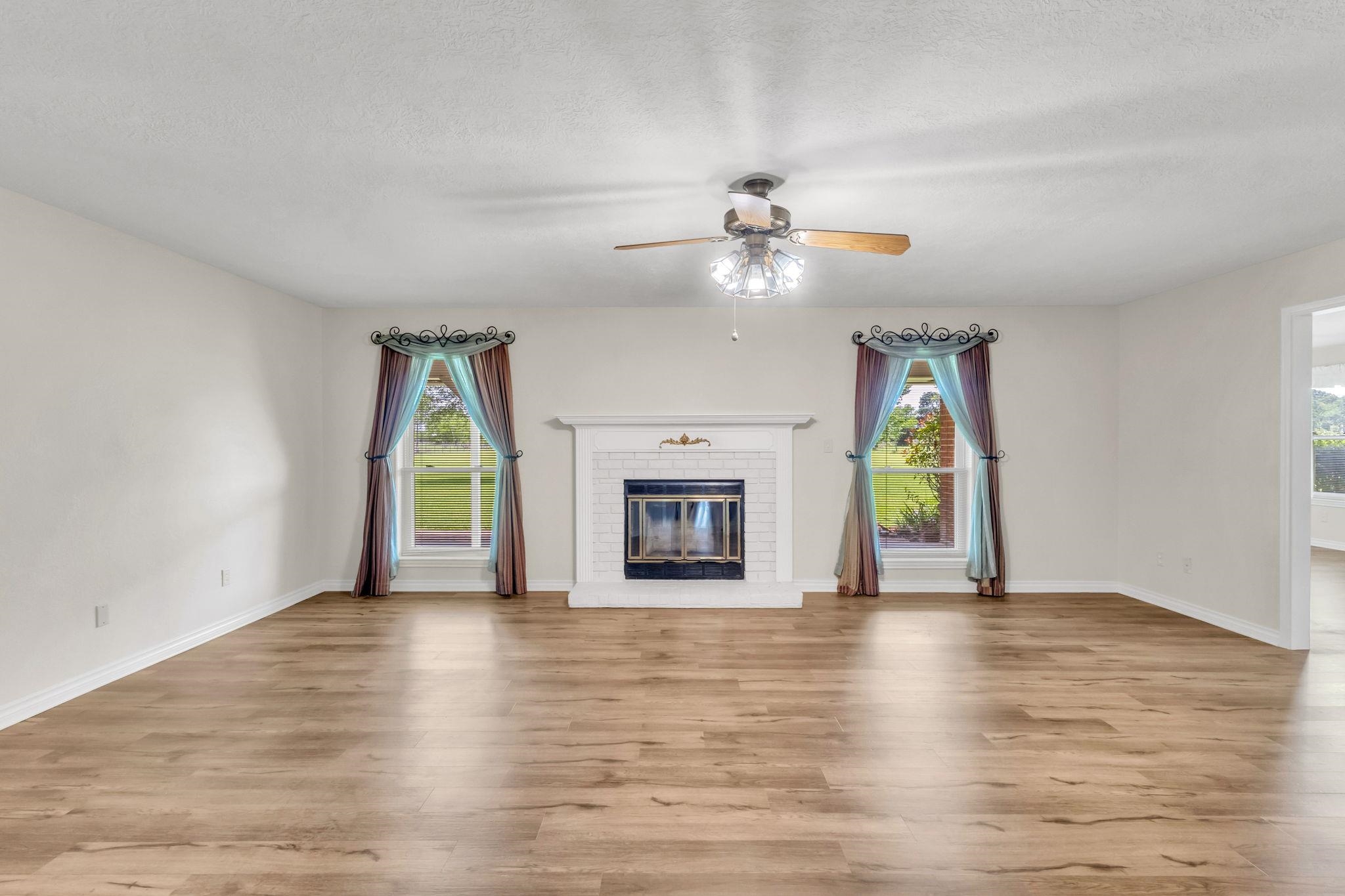 9767 Winzer Road Beaumont, TX 77705 - Photo 8 of 28