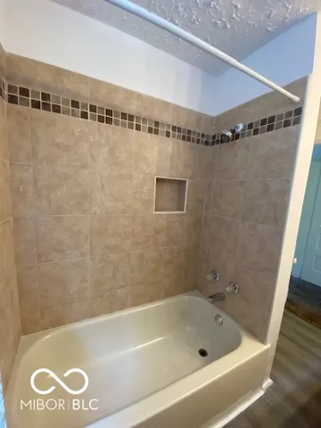 $1,395 | 1019 West 35th Street, Indianapolis, IN 46208