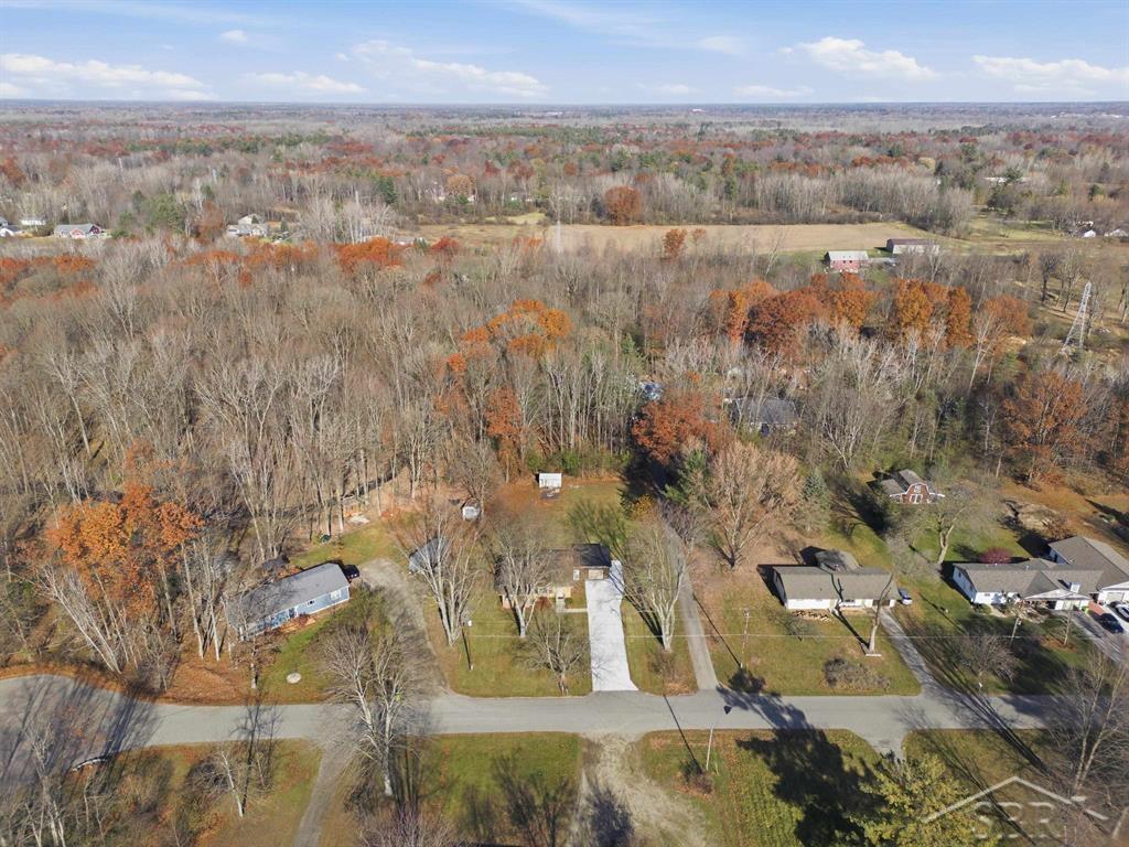 2311 East Ginter Road Midland, MI 48640 - Photo 39 of 40