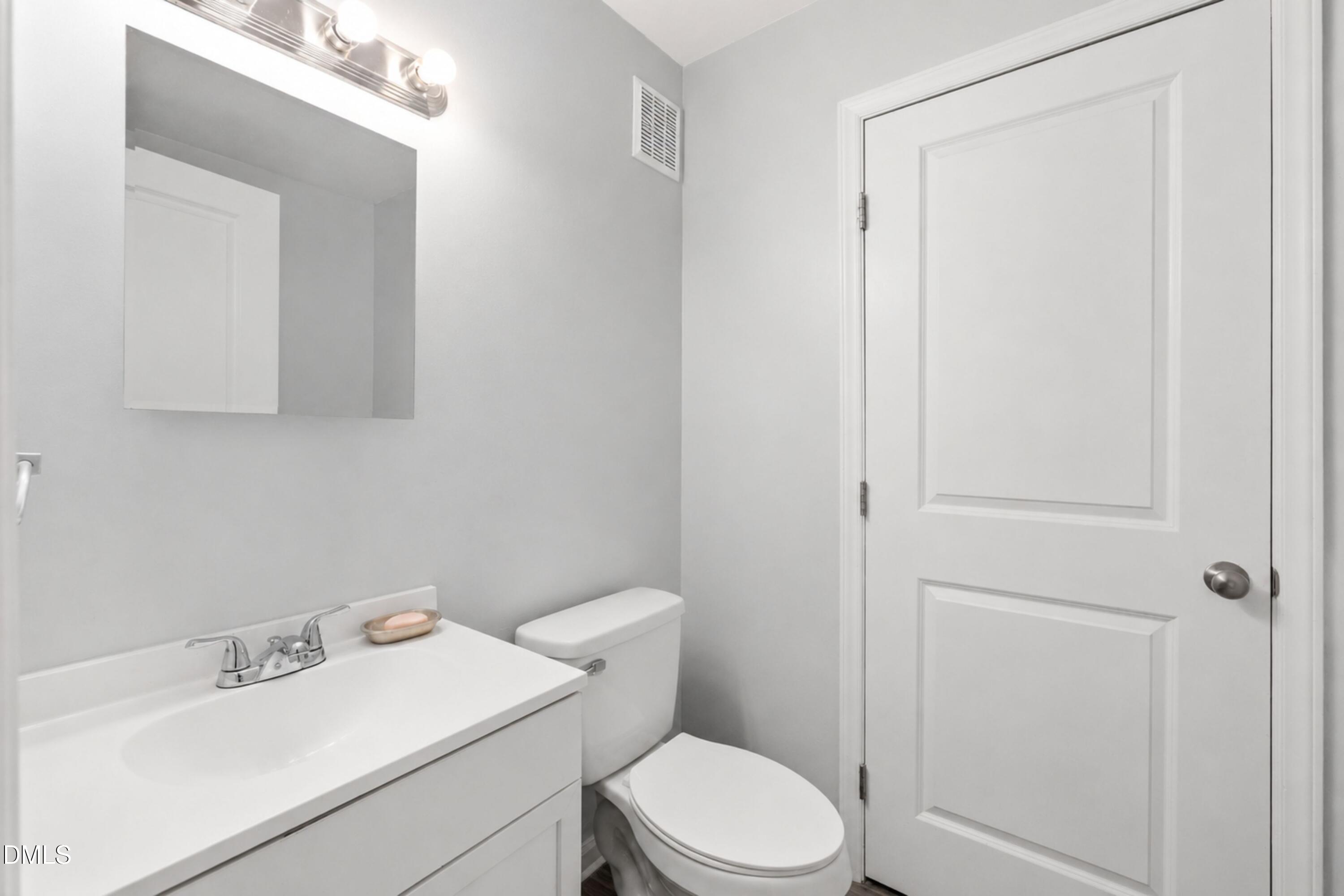 3003 Huntleigh Drive Raleigh, NC 27604 - Photo 5 of 8