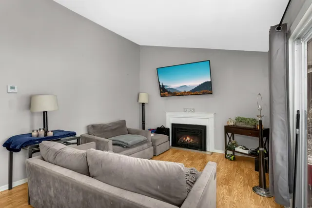 $575,000 | 10 Woodpecker Ridge Road, Excelsior, MN 55331