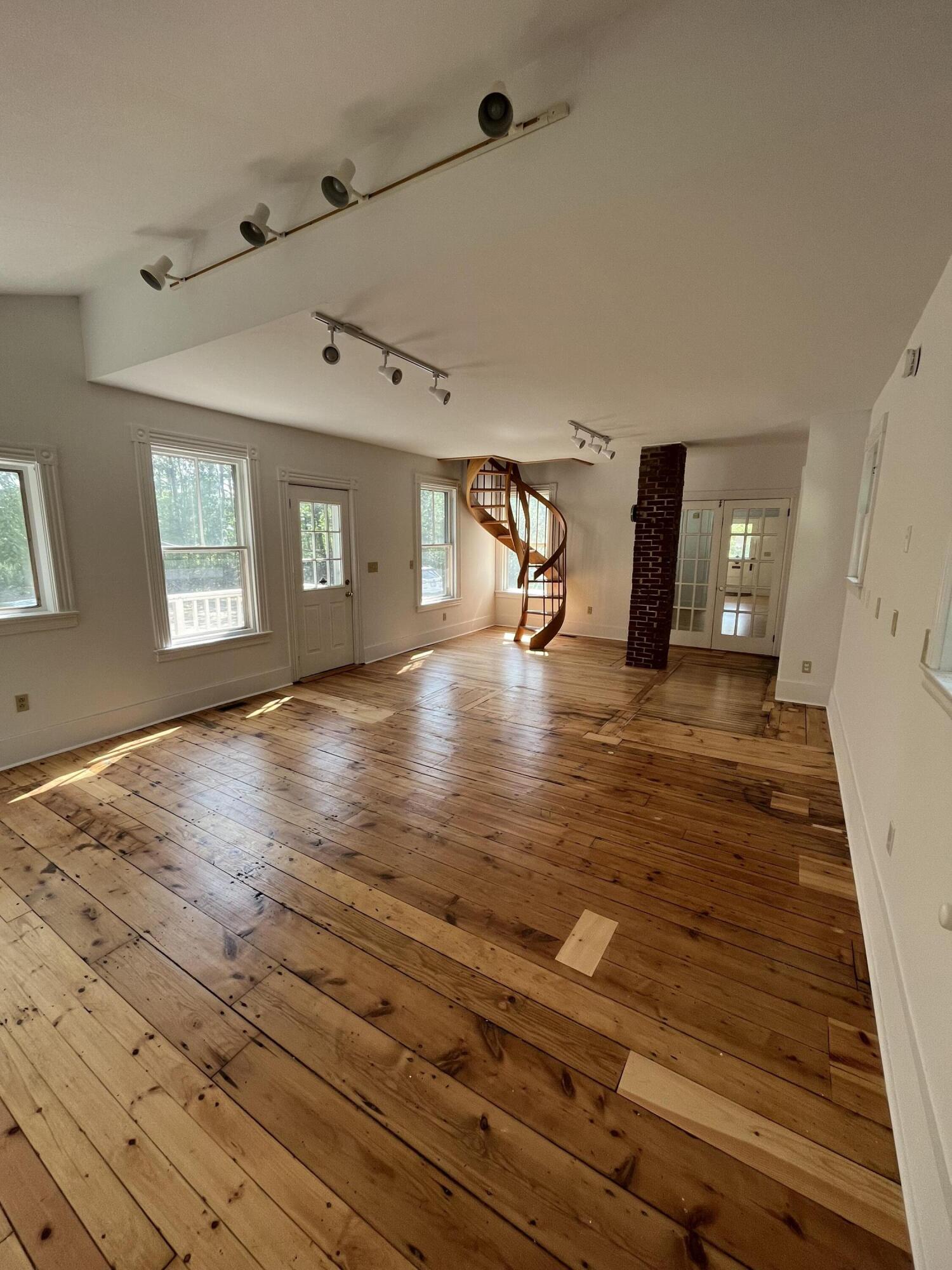 133 Gray Road Falmouth, ME 04105 - Photo 43 of 46 IMG_0879