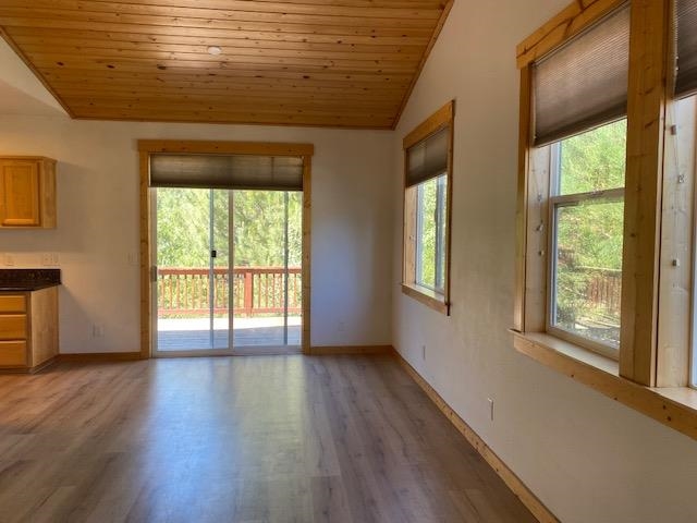 10191 Martis Valley Road, Unit B Truckee, CA 96161 - Photo 5 of 19 Gallery Image 5