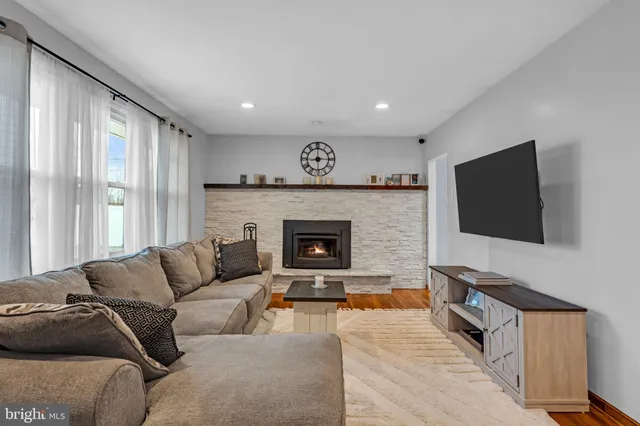 $410,000 | 130 Pointville Road, Pemberton, NJ 08068