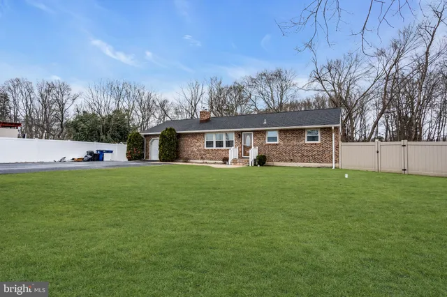 $410,000 | 130 Pointville Road, Pemberton, NJ 08068