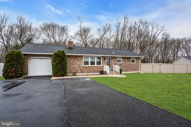 $410,000 | 130 Pointville Road, Pemberton, NJ 08068