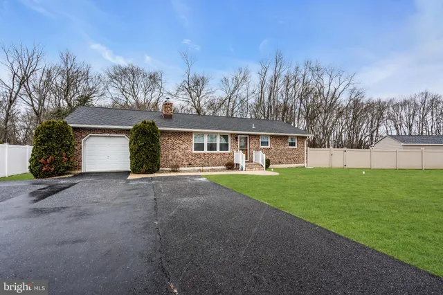 $410,000 | 130 Pointville Road, Pemberton, NJ 08068