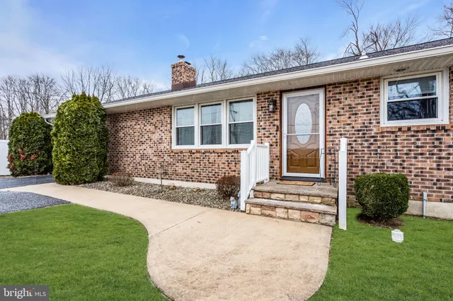 $410,000 | 130 Pointville Road, Pemberton, NJ 08068