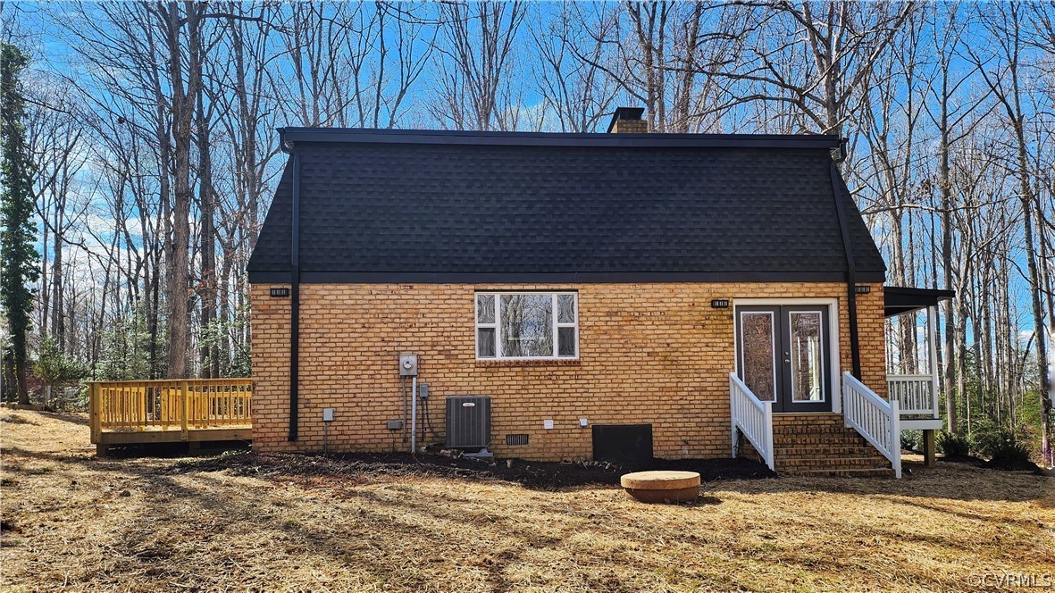 741 Waltons Store Road Louisa, VA 23093 - Photo 36 of 42 a front view of a house