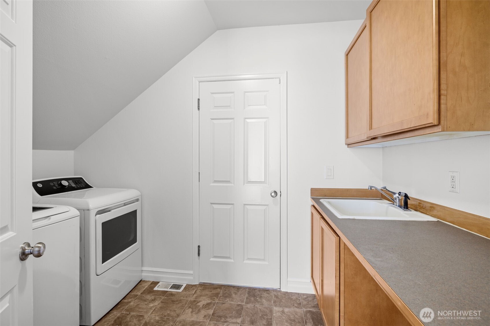 17301 Southeast 185th Street Renton, WA 98058 - Photo 25 of 40 Gallery Image 25