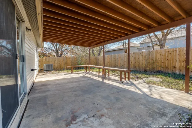 $239,000 | 6402 Beech Trail Drive, Converse, TX 78109