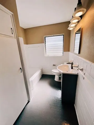 $1,650 | 318 Carey Place, Lakeland, FL 33803