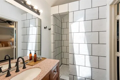 $314,999 | 304 West Windsor Drive, Denton, TX 76207