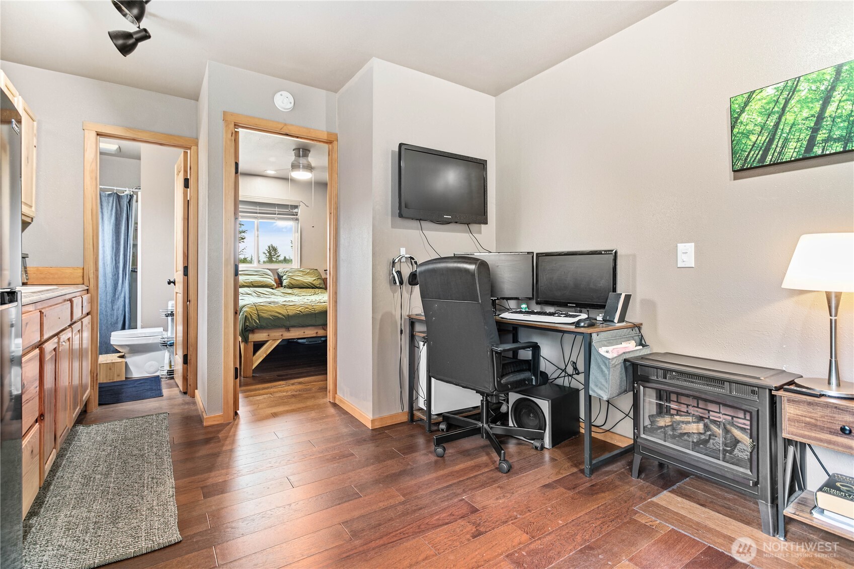 5459 Noon Road Bellingham, WA 98226 - Photo 24 of 40 a view of a livingroom with workspace and a window