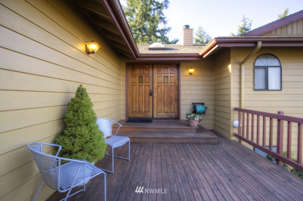 1113 West Racine Street Bellingham, WA 98229 - Photo 3 of 25 Gallery Image 3