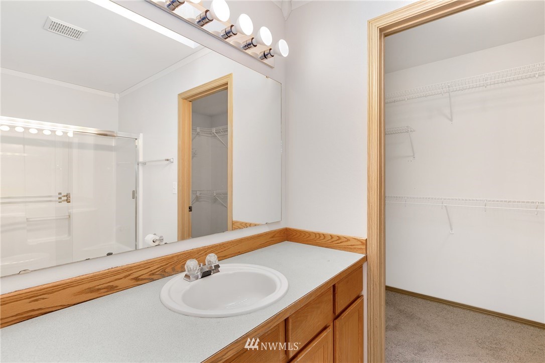 12226 Northeast 169th Street Bothell, WA 98011 - Photo 16 of 24 Gallery Image 16