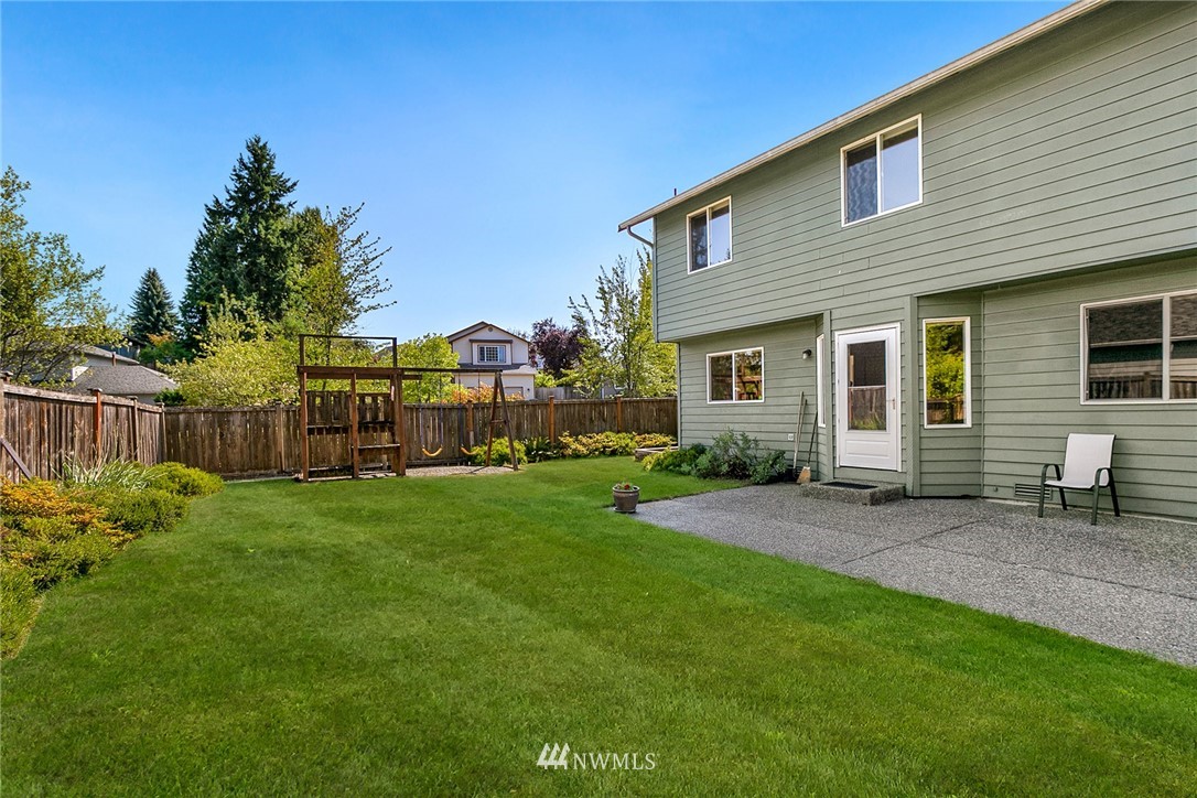 12226 Northeast 169th Street Bothell, WA 98011 - Photo 23 of 24 Gallery Image 23