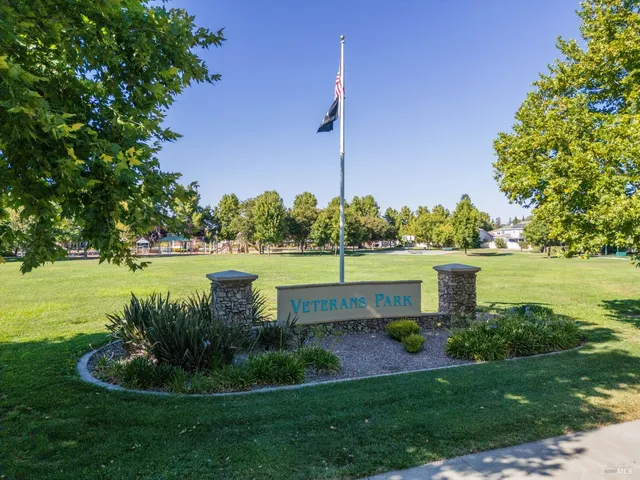 $599,999 | 1305 Valley Glen Drive, Dixon, CA 95620