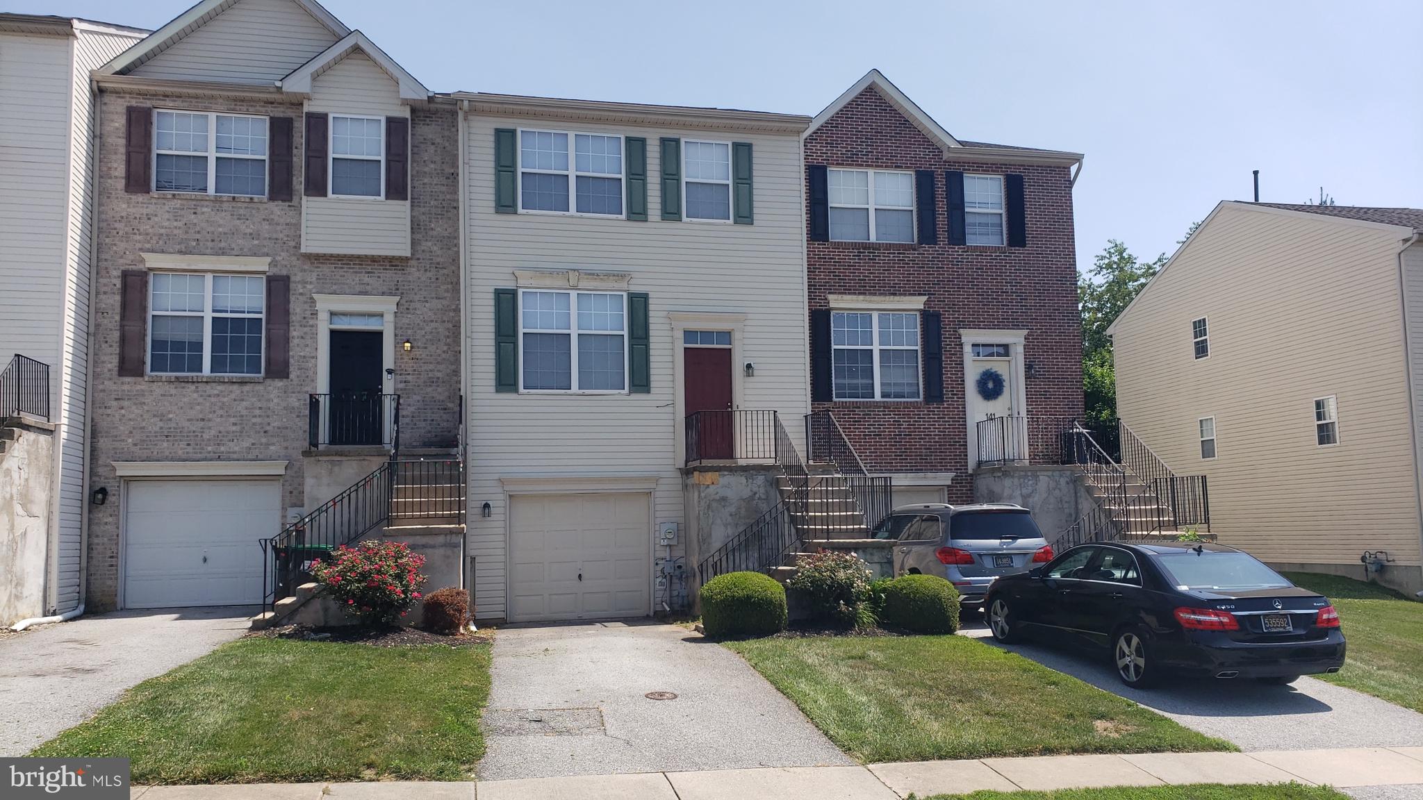 139 South Riding Boulevard Wilmington, DE 19808 - Photo 1 of 14