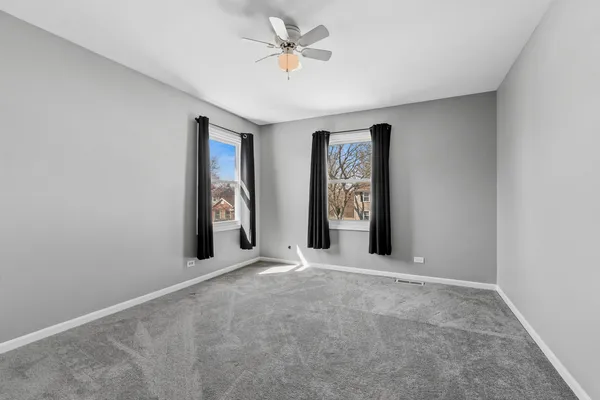 $499,900 | 917 Shambliss Lane, Buffalo Grove, IL 60089