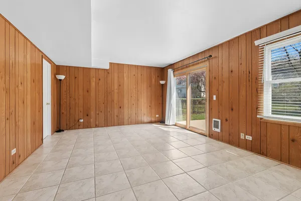 $499,900 | 917 Shambliss Lane, Buffalo Grove, IL 60089
