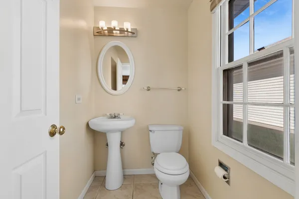 $499,900 | 917 Shambliss Lane, Buffalo Grove, IL 60089