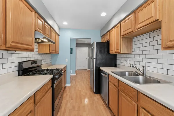 $499,900 | 917 Shambliss Lane, Buffalo Grove, IL 60089