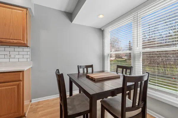 $499,900 | 917 Shambliss Lane, Buffalo Grove, IL 60089