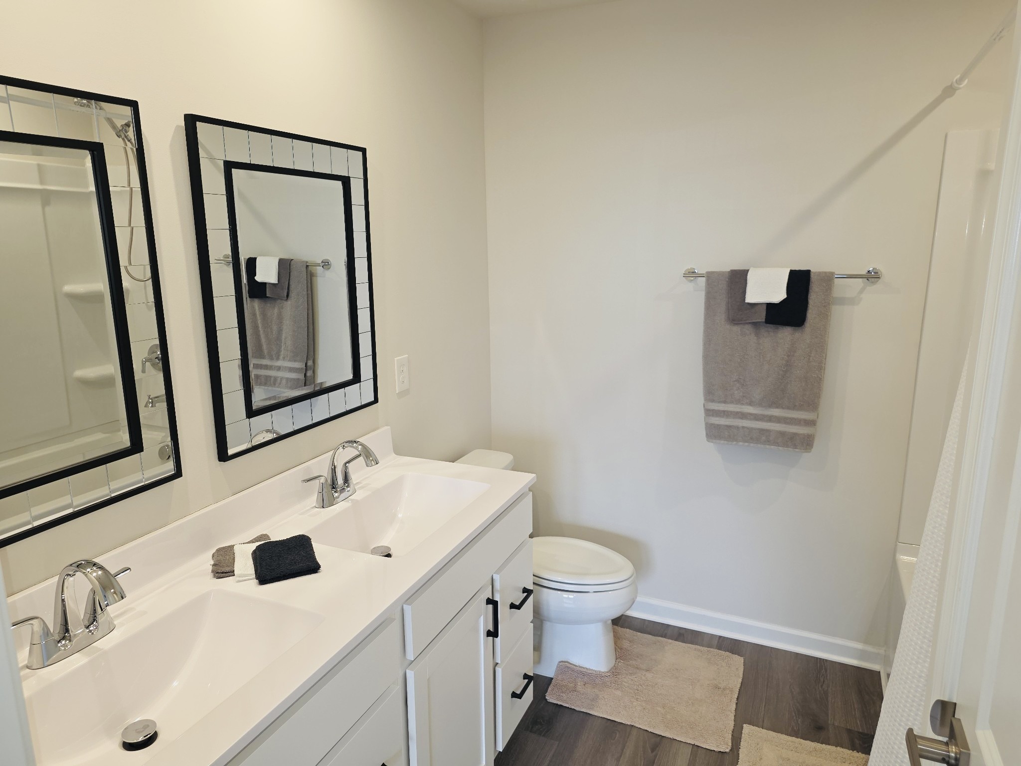 2112 Wisteria Loop Franklin, KY 42134 - Photo 9 of 14 a bathroom with a sink and a mirror
