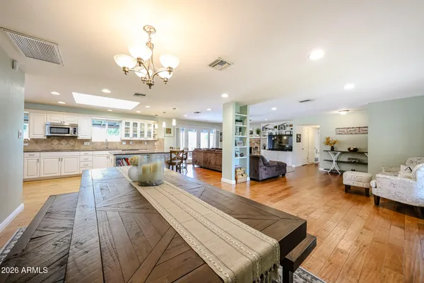 $980,000 | 7113 North 8th Avenue, Phoenix, AZ 85021