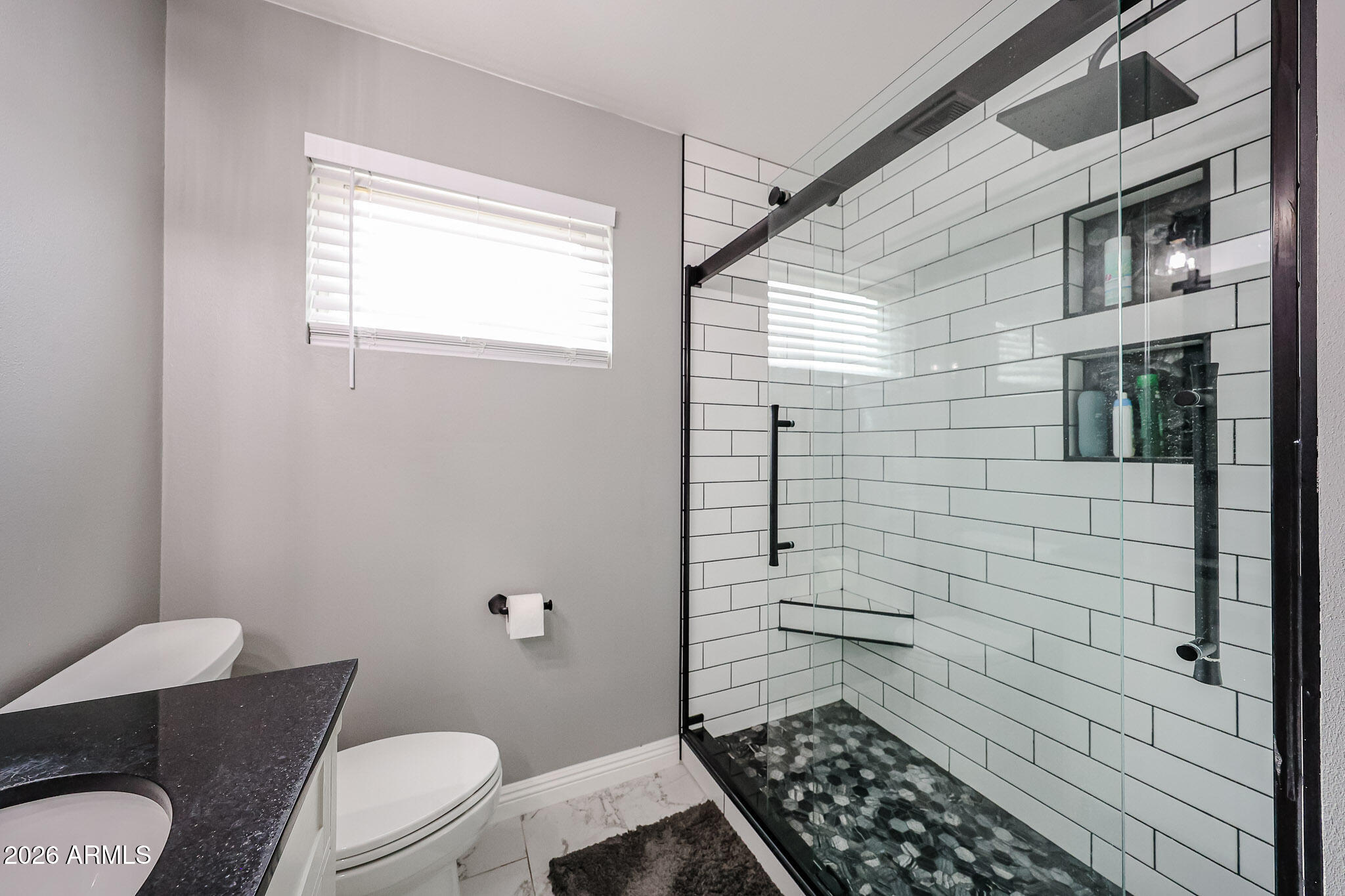 7113 North 8th Avenue Phoenix, AZ 85021 - Photo 38 of 57 a bathroom with a toilet