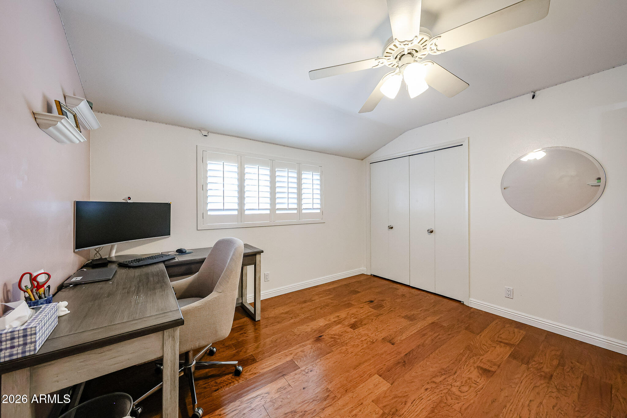 7113 North 8th Avenue Phoenix, AZ 85021 - Photo 40 of 57 a workspace with furniture and window
