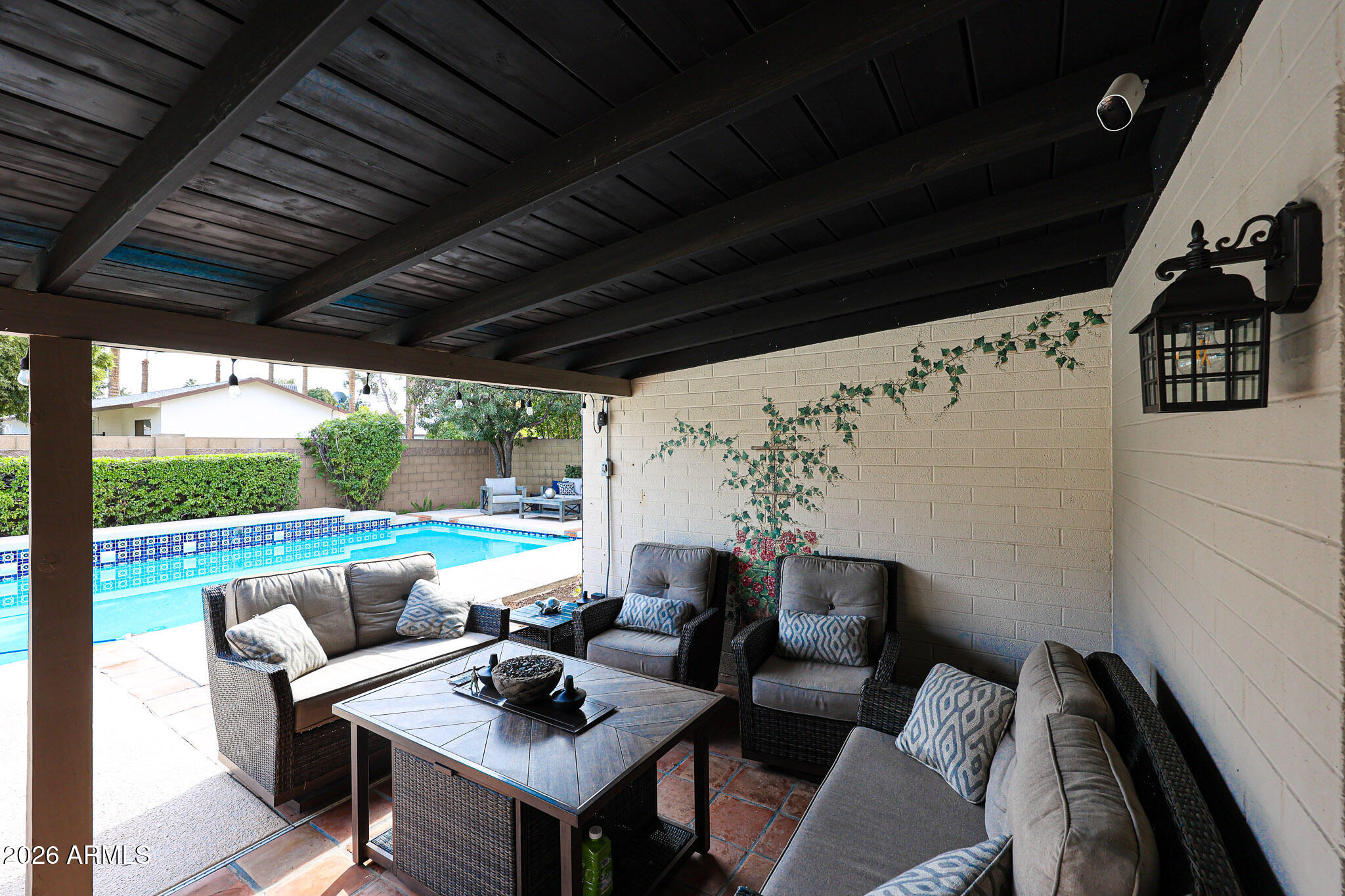 7113 North 8th Avenue Phoenix, AZ 85021 - Photo 49 of 57 a outdoor living space with furniture and garden view