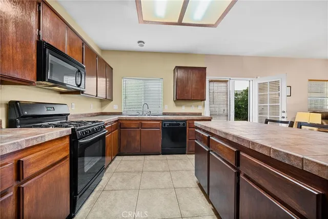 $560,000 | 1727 Miranda Lane, Beaumont, CA 92223