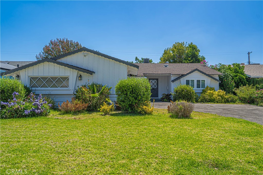 8534 Bothwell Road Northridge, CA 91324 - Photo 2 of 37
