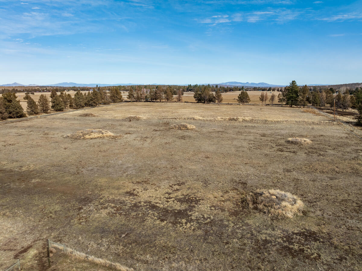 64975 Allen Road Bend, OR 97703 - Photo 77 of 84 64975 Allen Rd_MLS_1171