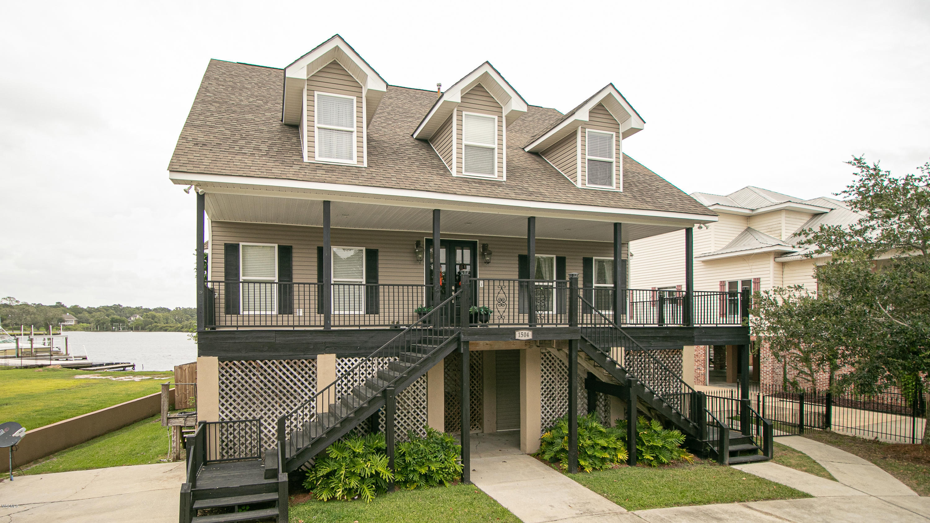 1504 Mill Ave-100