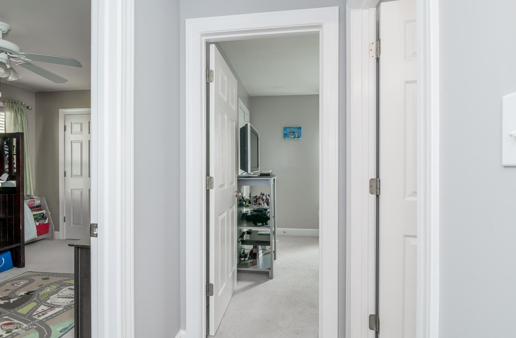 9714 Brooks Bend Road Louisville, KY 40258 - Photo 28 of 36 Listing-28