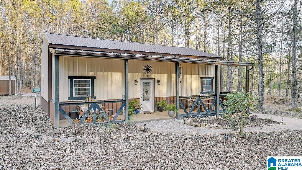 694 5 Oaks Lane Alpine, AL 35014 - Photo 2 of 30