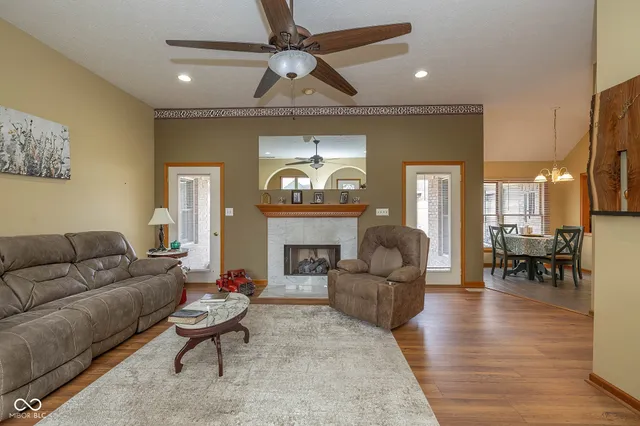 $359,900 | 218 Deer Trace Court, Pittsboro, IN 46167