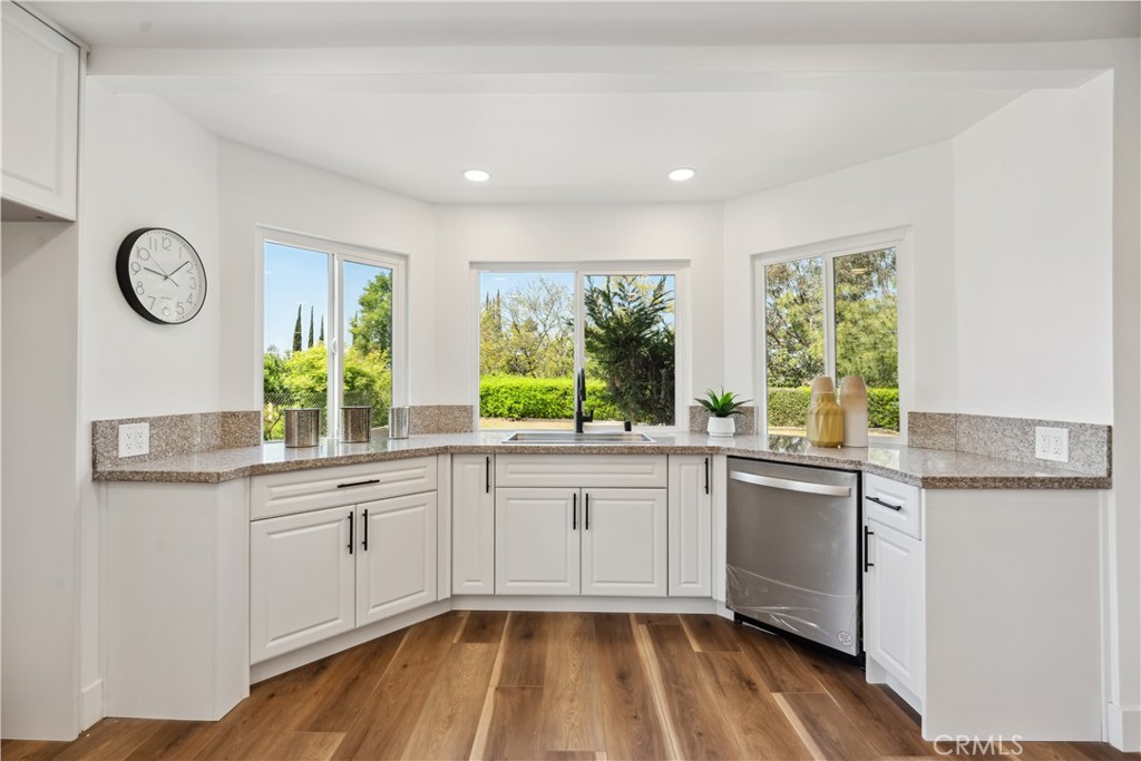 529 Manzanita Road Redlands, CA 92373 - Photo 16 of 64